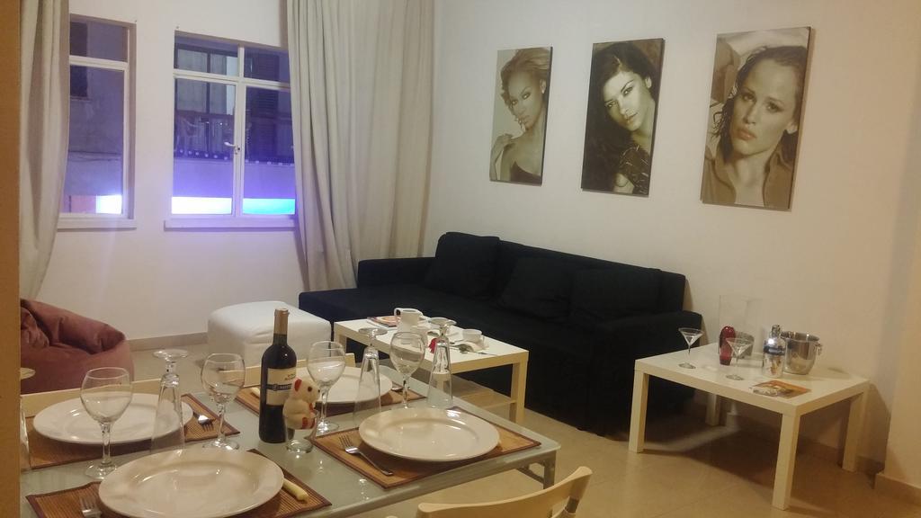 Ledras Town Center Apartment Nicosia Room photo